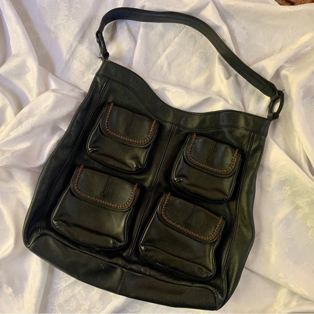 Banana Republic leather bag in black.
